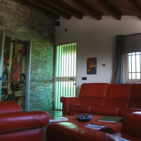 Camagna Bed & Breakfast 3*